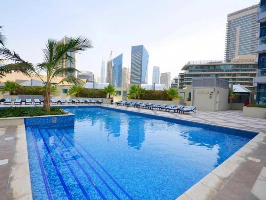 Jbr Bay Central Marina View 1 Br Dubai Bagian luar foto